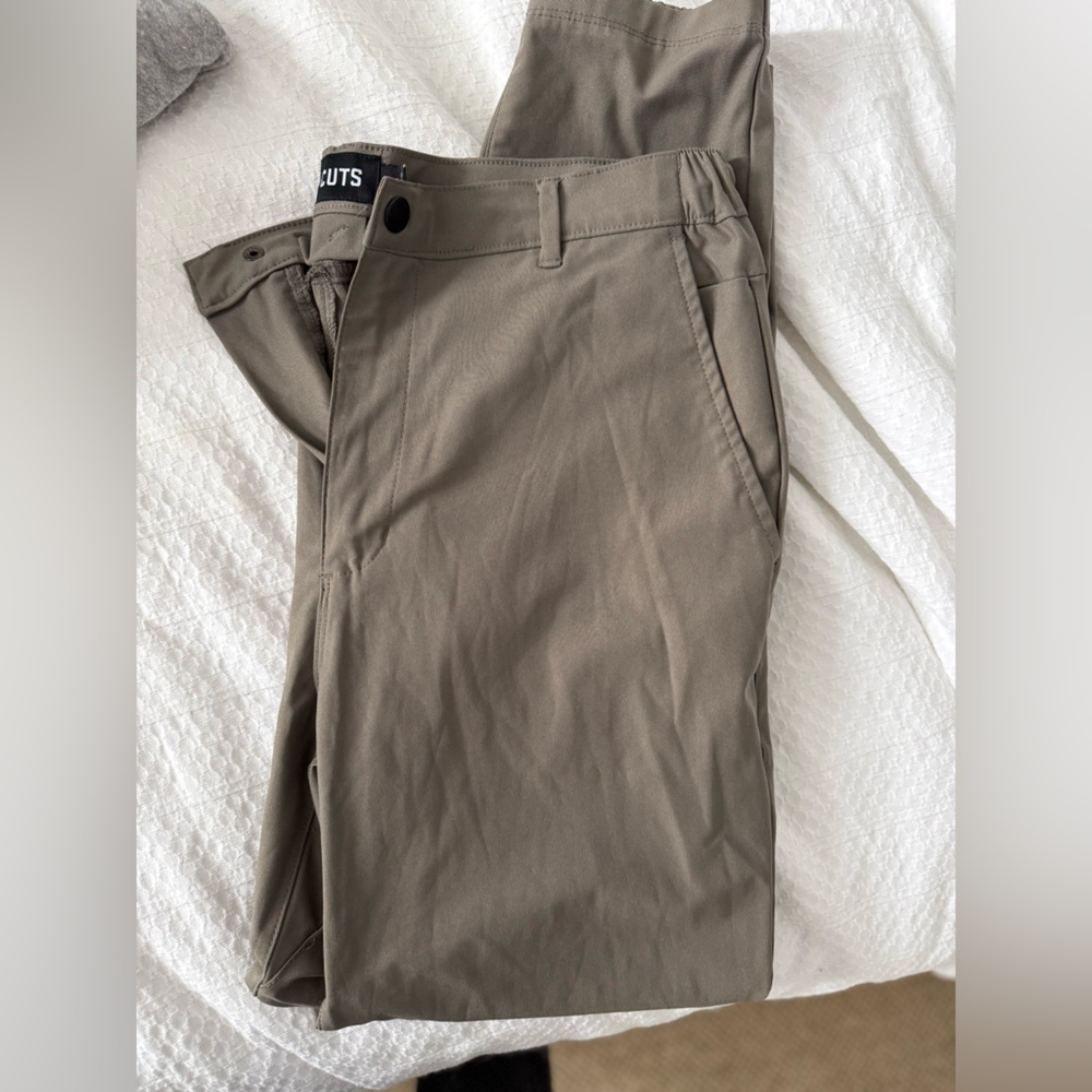 Cuts Clothing Men's Khaki pants
